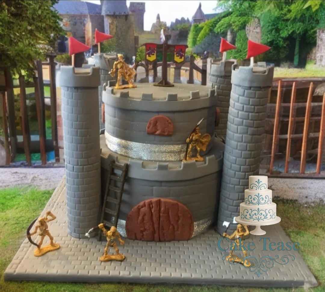 GÂTEAU D'ANNIVERSAIRE THEME GARCON