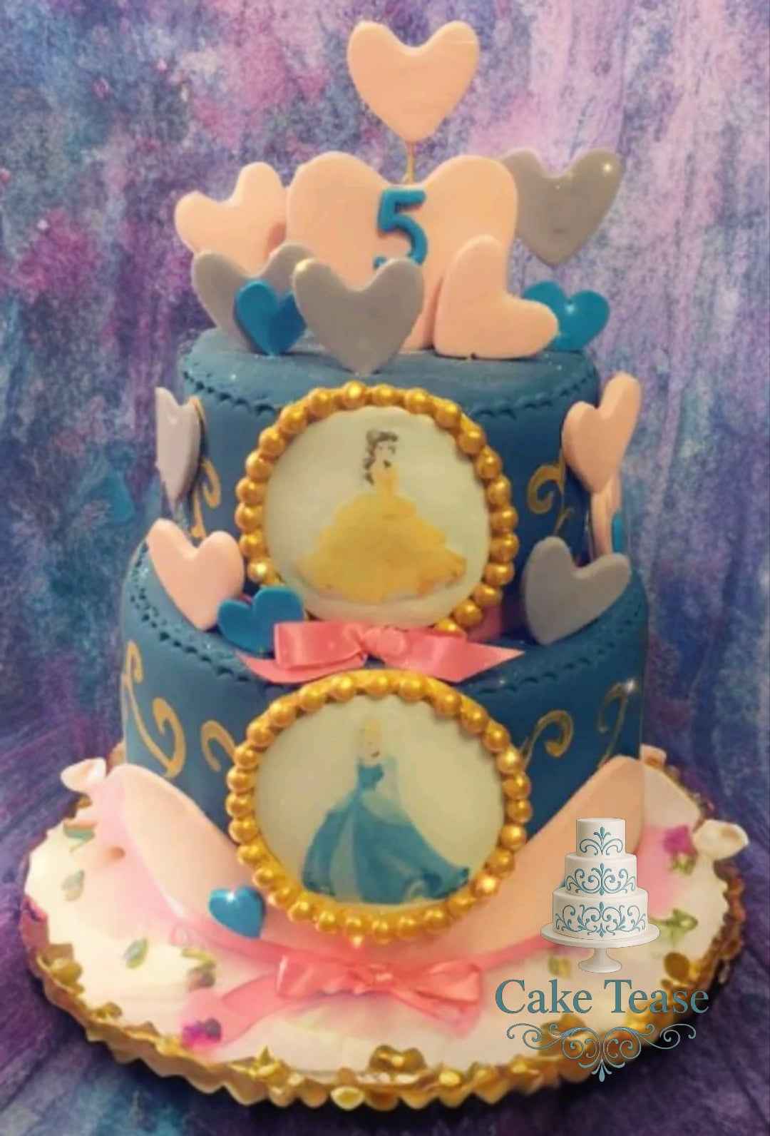 Gâteau d'anniversaire Disney Fille - Fête magique et personnalisable