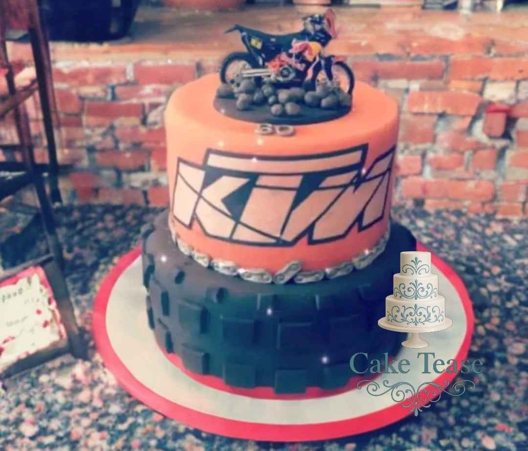 GÂTEAU D'ANNIVERSAIRE THEME GARCON