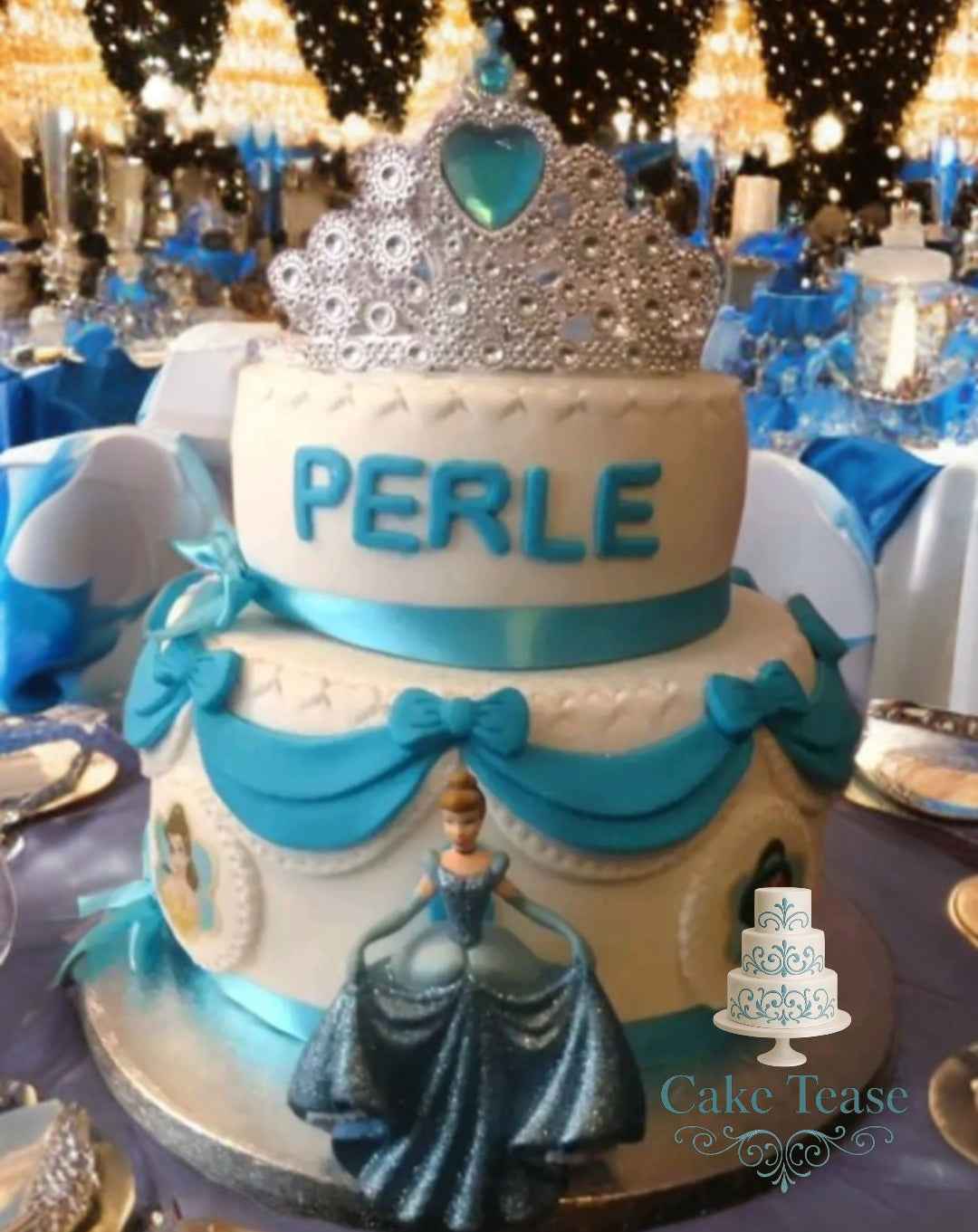 Gâteau d'anniversaire Disney Fille - Fête magique et personnalisable